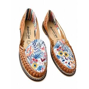 Alejandro Goti Floral Artisanal Huarache Leather Sandals.  Womens Size 7